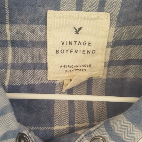 Never worn, american eagle plaid button up shirt - Picture 3 of 3
